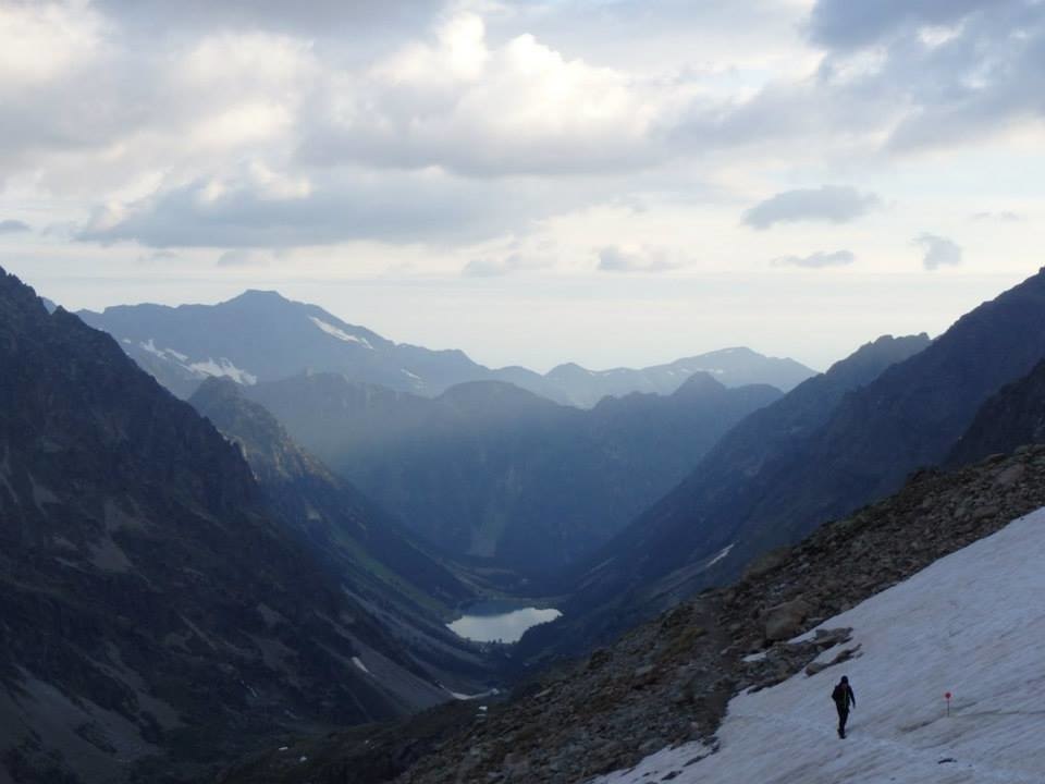 LAC DE GAUBE  VIGNEMALE  HIVER