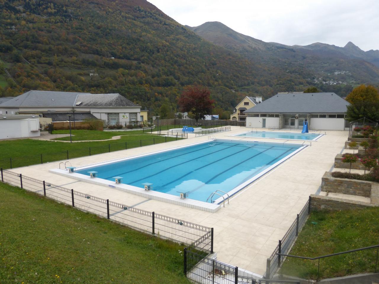 PISCINE MUNICIPALE A LUZ-ST-SAUVEUR