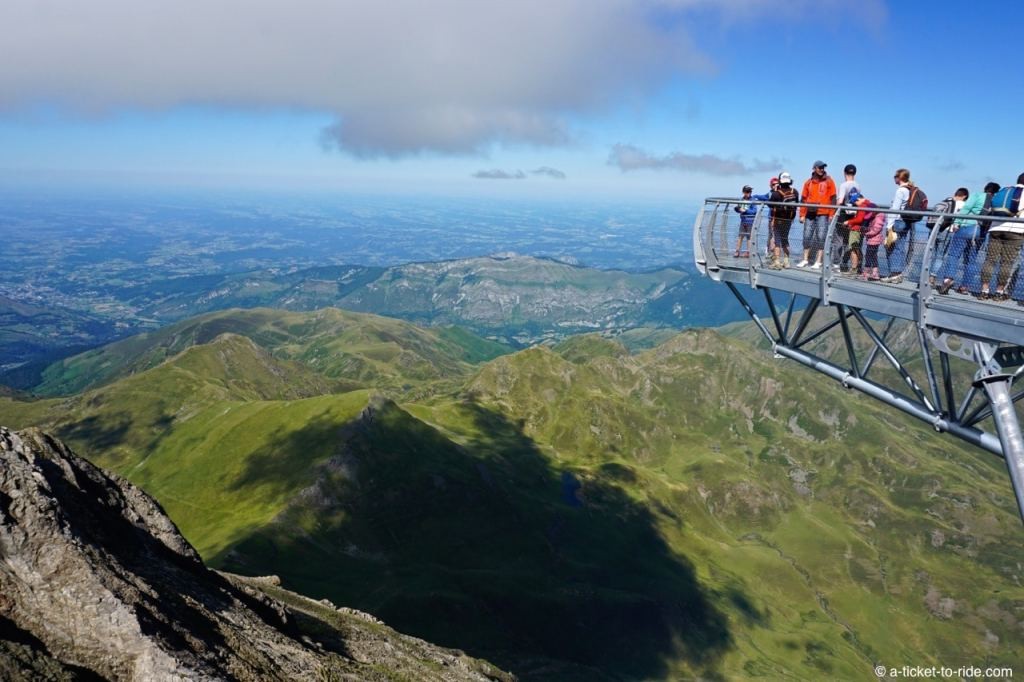 PIC DU MIDI DE BIGORRE  /  VUE DEPUIS LE PONTON 