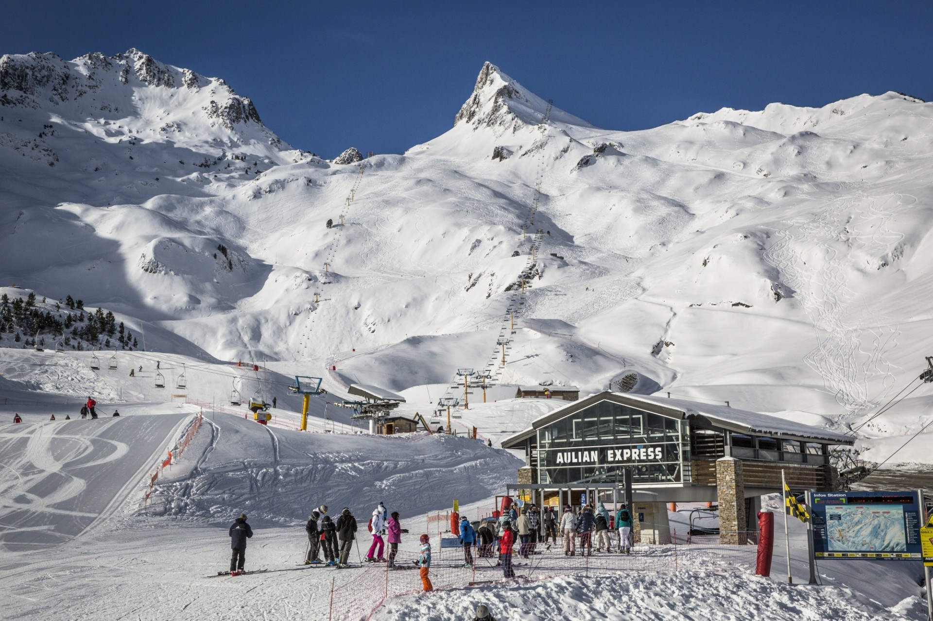 STATION SKI AULIAN / LUZ ARDIDEN 